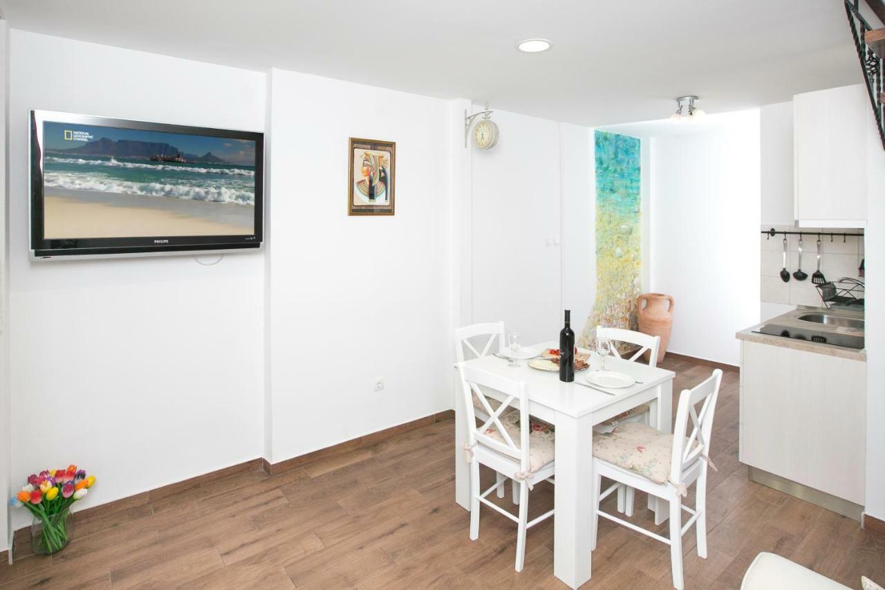 Miraflores Apartmán *